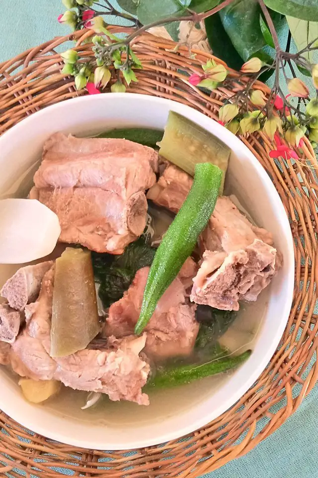 Pork Sinigang Recipe (Sinigang na Baboy)