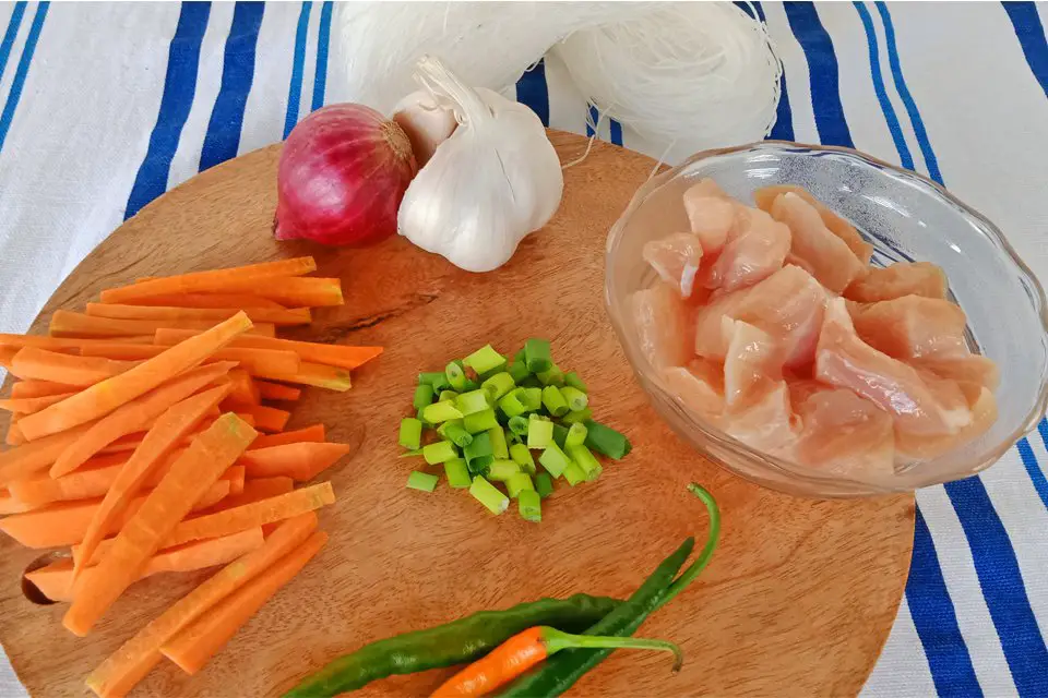 Chicken Sotanghon Ingredients, Mom Food Blog