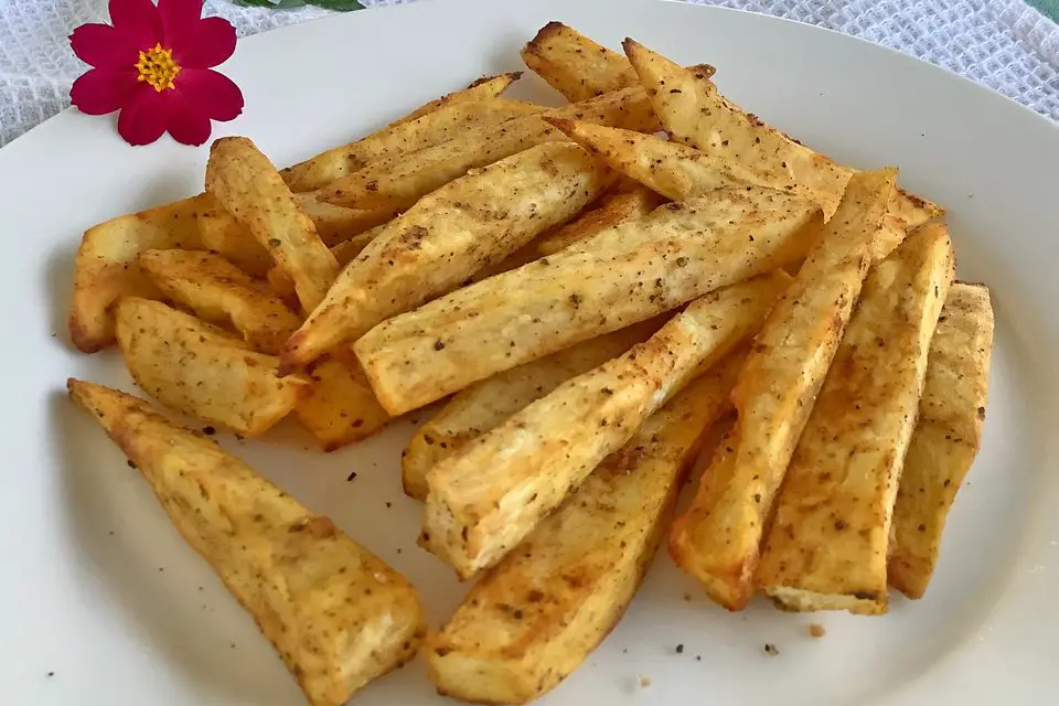 Air Fryer Sweet Potato Fries, Sweet Potato Fries in Air Fryer, Mom Food Blog, Sweet Potato Fries