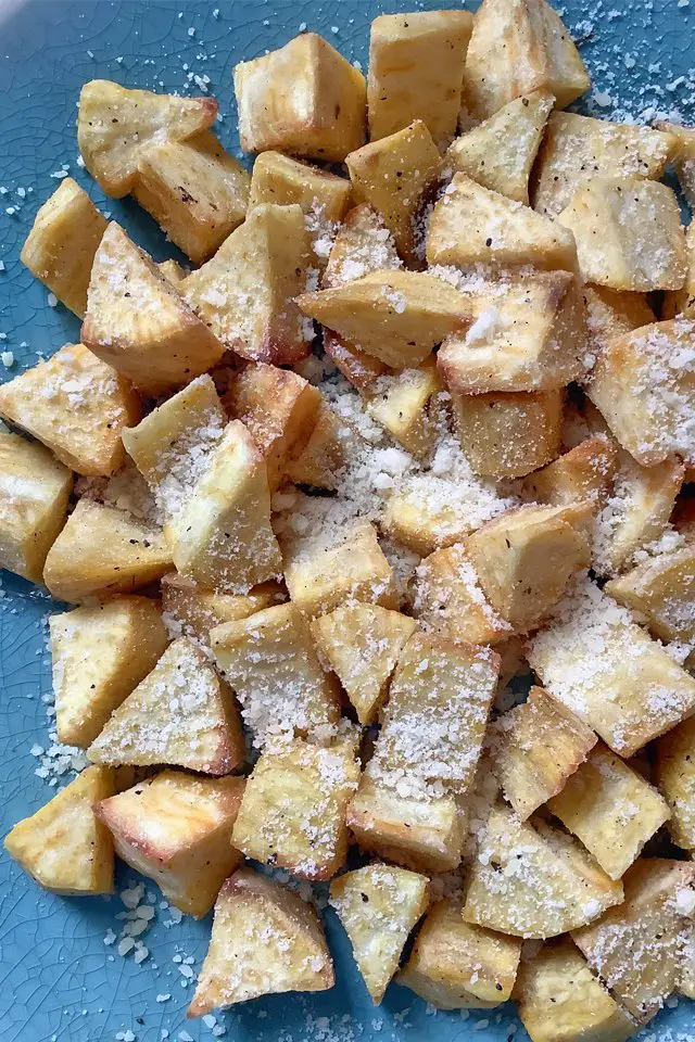  Mom Food Blog, Sweet Potato Chunks in the Air Fryer