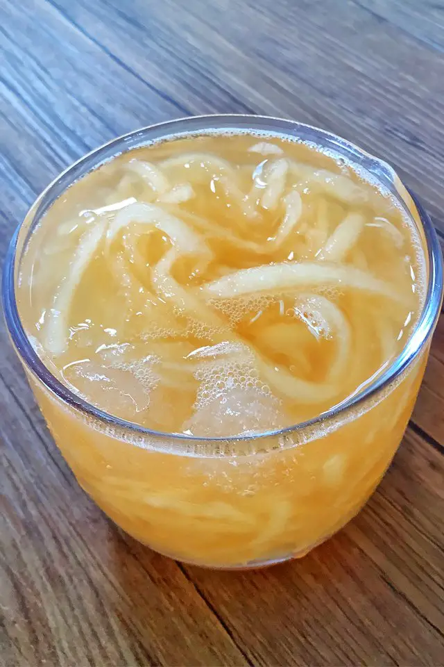 Filipino Cantaloupe Juice in a glass, Mom Food Blog